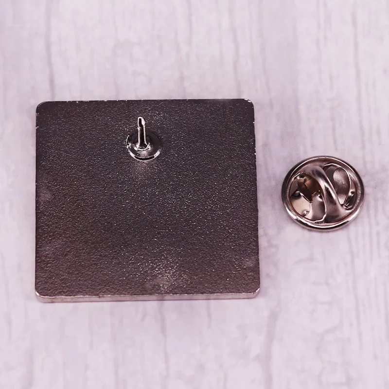 Nana Osaki Enamel Pin Ai Yazaw - Nana Anime Merchandise review and price